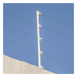 Aislador de Paso Blanco Reforzado para Cercos Eléctricos / Aislamiento hasta 18 kV / Resistente a Clima Extremo / Polipropileno y Policarbonato