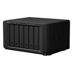 NAS Synology DiskStation DS1621+ | 6 Bahías | Procesador AMD Ryzen V1500B | 4 GB DDR4 ECC | Expansión Hasta 16 Bahías | 2 Ranuras M.2 NVMe | Puerto 10GbE RJ-45 | Compatibilidad RAID | Btrfs | Virtualización | Caché SSD.