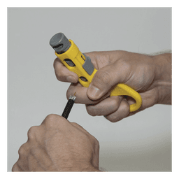 Pelacables Radial de Cables Coaxiales.