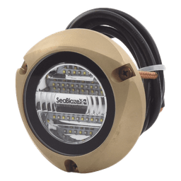 Luz led marina sumergible SeaBlaze X2, emite luz de color blanco y azul de 6000 lúmenes, fabricada en bronce naval con grado de protección IP68.