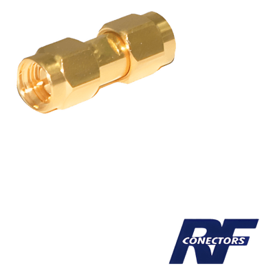 Adaptador Tipo Barril, de Conector SMA Macho a SMA Macho, Oro/ Oro/ Teflón.â€‹