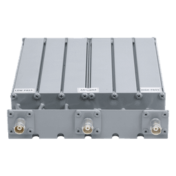 Duplexer SYSCOM en UHF, 6 Cav. 490-520 MHz, 50 Watt, 5 MHz Sep. Rechazo de Banda, BNC Hembras.