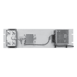  Multiacoplador de 148-174 MHz, 4 Salidas, 36 MHz y 0-18 dB de Ganancia.