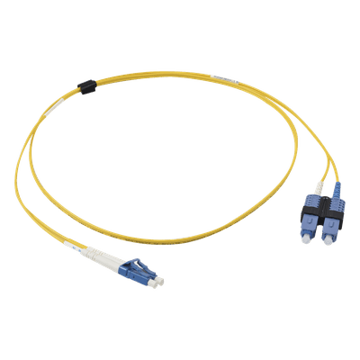 Jumper de Fibra Óptica Monomodo (OS2), XGLO, Riser, LC/UPC-SC/UPC Duplex, OFNR, Color Amarillo, 1 Metro (3.28 Pies)