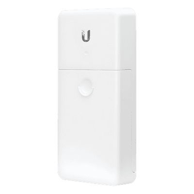Switch PoE 24 V de Paso para Exterior con 4 Puertos Gigabit (1 PoE In, 3 PoE Out) NanoSwitch