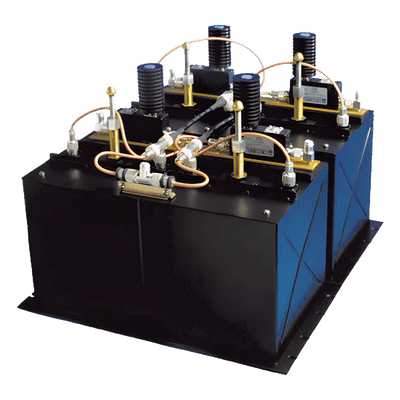 Combinador dB SPECTRA, en Panel para Rack 19", 380-400 MHz,3 Canales, 100 kHz de Sep. 150 Watt, N Hembras.