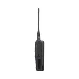 Radio portátil VHF 136-174 MHz, Analógico, 5 Watts, 260 Canales, 9 Teclas, GPS, MIL-STD-810, GPS*, Inc. antena, batería, cargador y clip